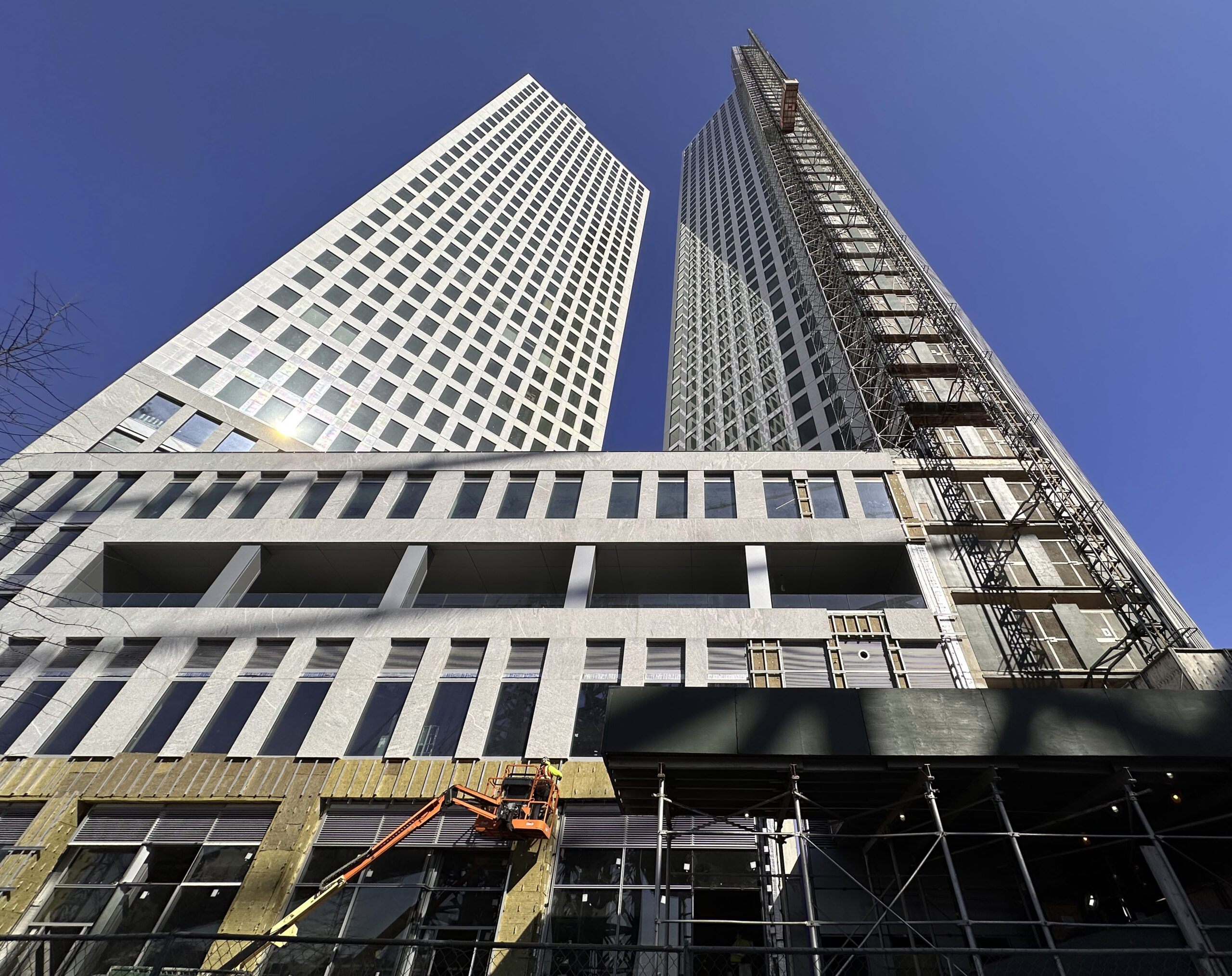 One Domino Square Nears Completion at 8 South 4th Street In Williamsburg, Brooklyn  - New York YIMBY-13