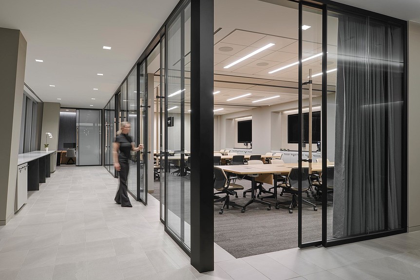 Gensler 打造绿色 berg Traurig Denver 办公室,彰显自然文化底蕴-3