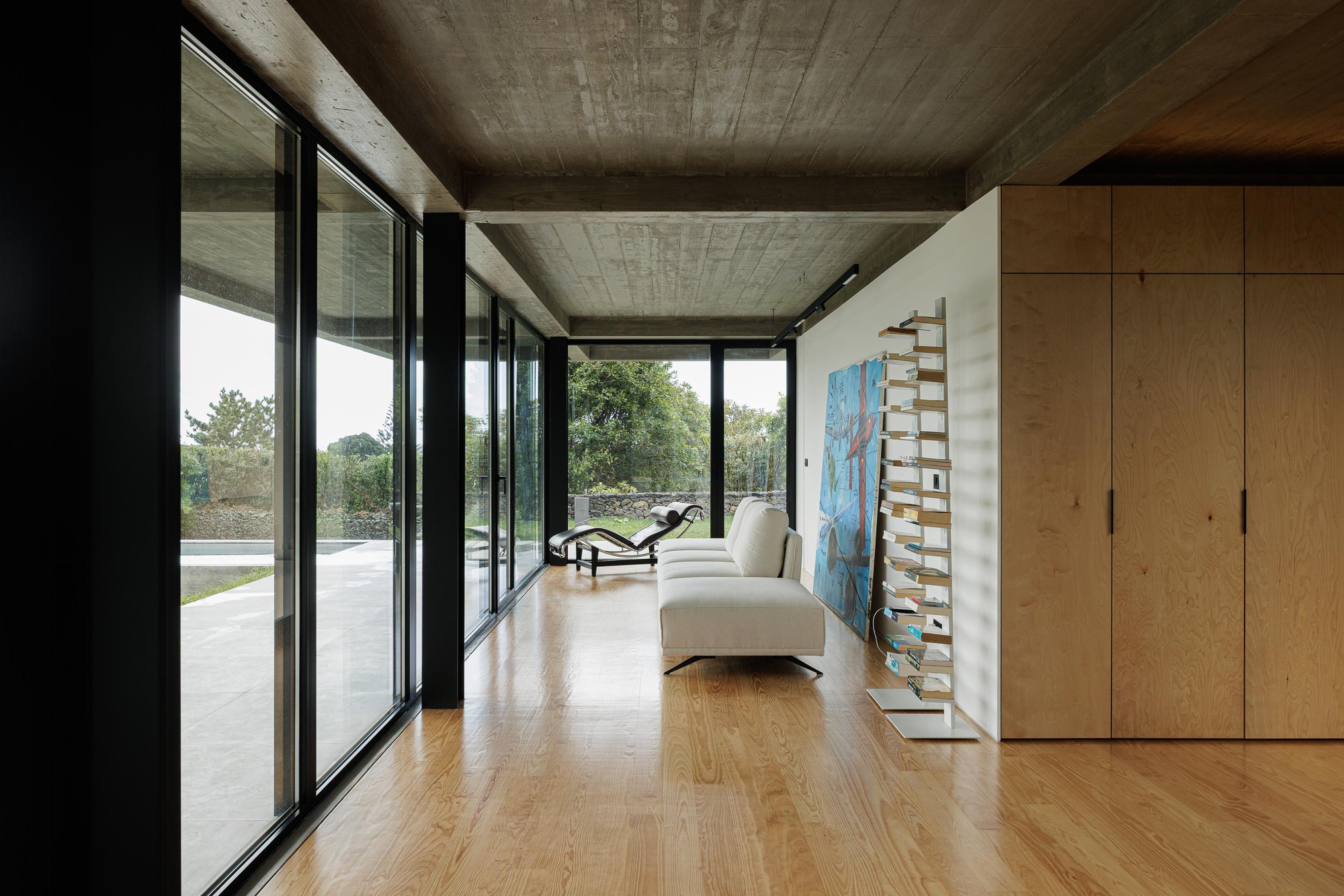 众议院CR（注：CR可能有多种含义，常见的有Continuing Resolution 即持续决议案，但由于缺乏具体语境，无法准确判定CR的意思这里按照信息提供流程，先给出此翻译，若CR有更准确的对应意思，可结合准确语境再次询问） 丨葡萄牙丨SO Arquitetura & Design-42