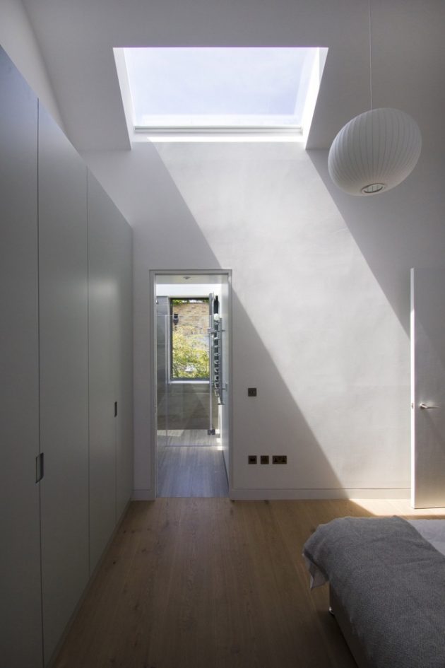 带地下室透明天花板的房屋建造与改造丨英国伦敦丨Neil Dusheiko Architects-24