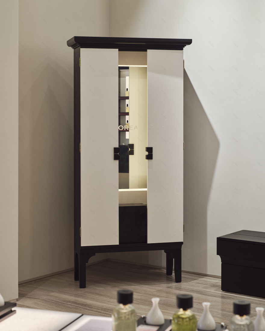 ELOREA Flagship Store,-27