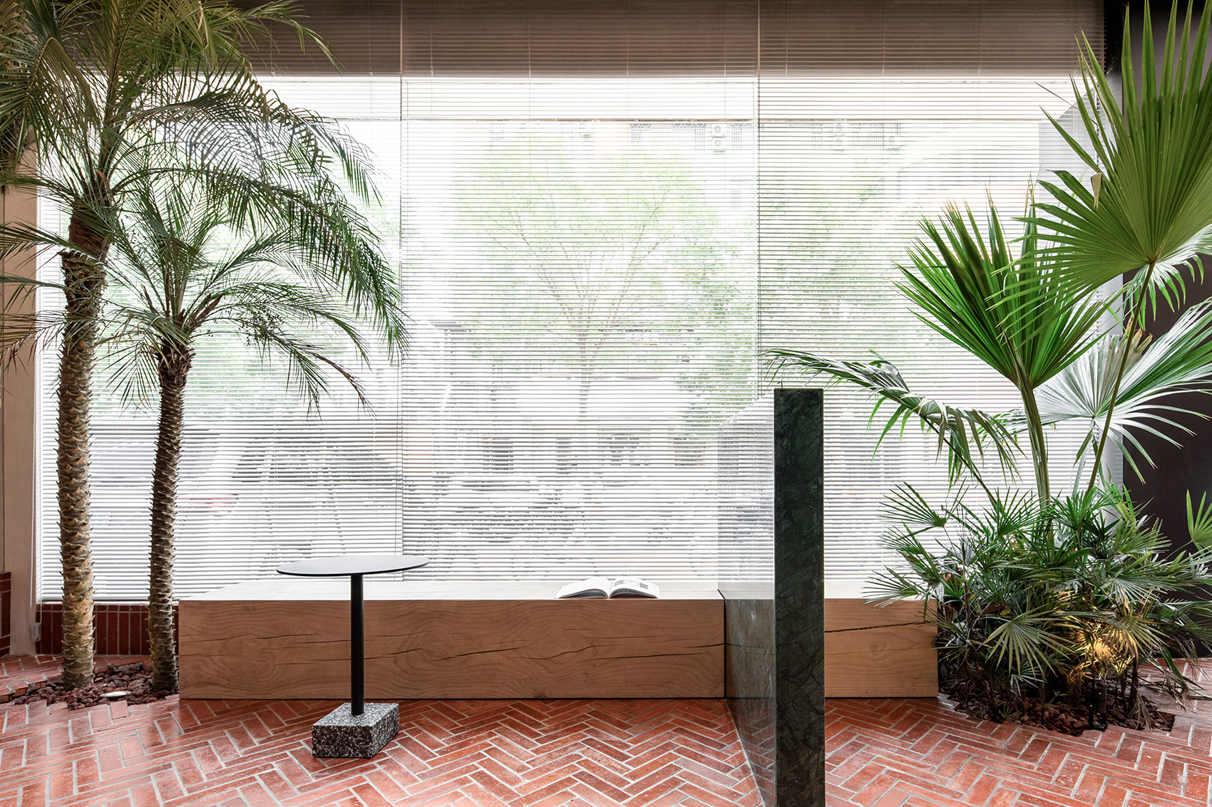 WEI STUFF 服装店丨中国太原丨末染设计-20