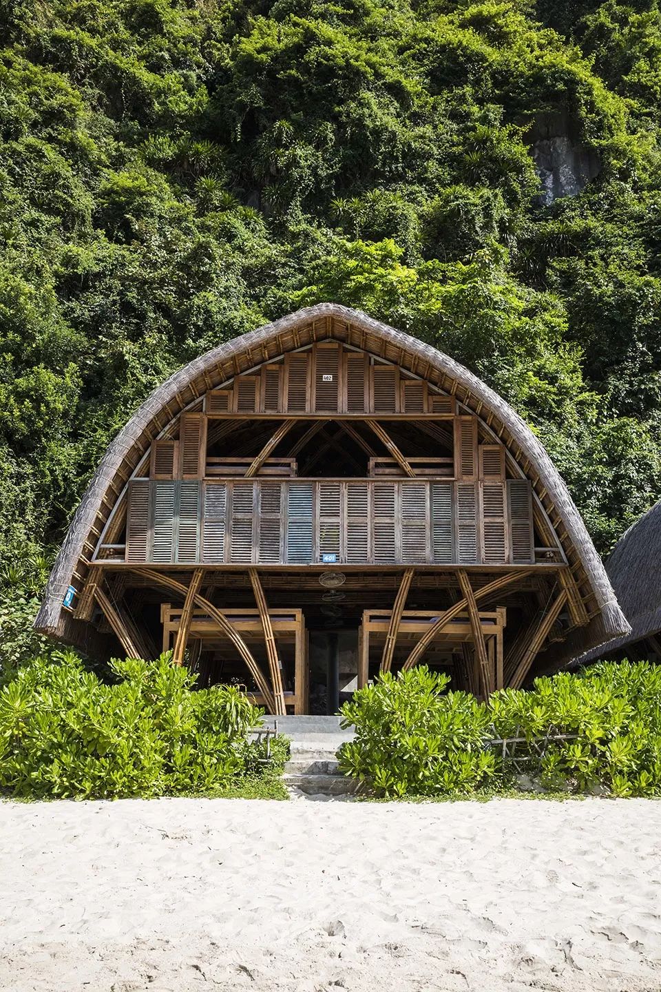 越南竹构漂流岛度假村，环保自然之美-19