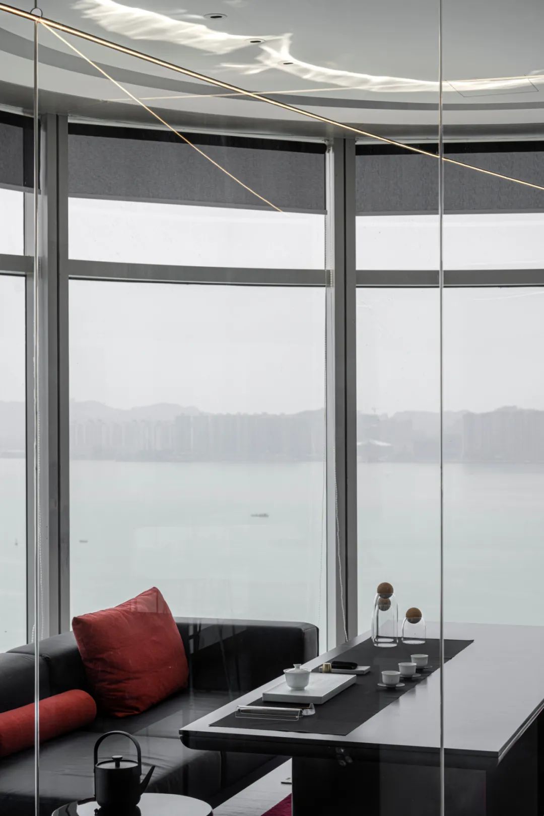 汕头龙光世纪大厦“黑白盒子”丨中国汕头丨HSU许业功设计-19