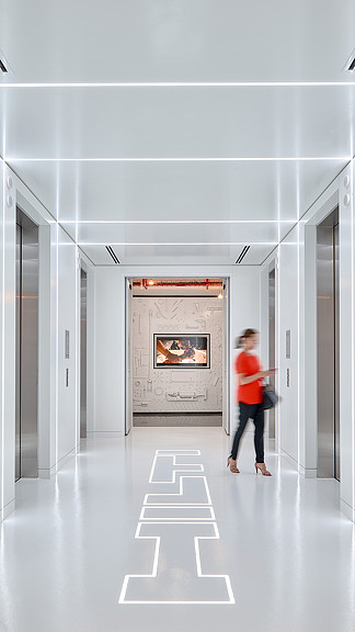 赫兹利北美总部 · 红与黑的科技创意空间-3