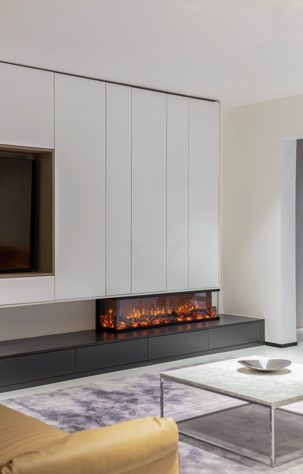 琐碎空间大改造 | 220 平经典现代风设计，灯光与质感的完美结合-9