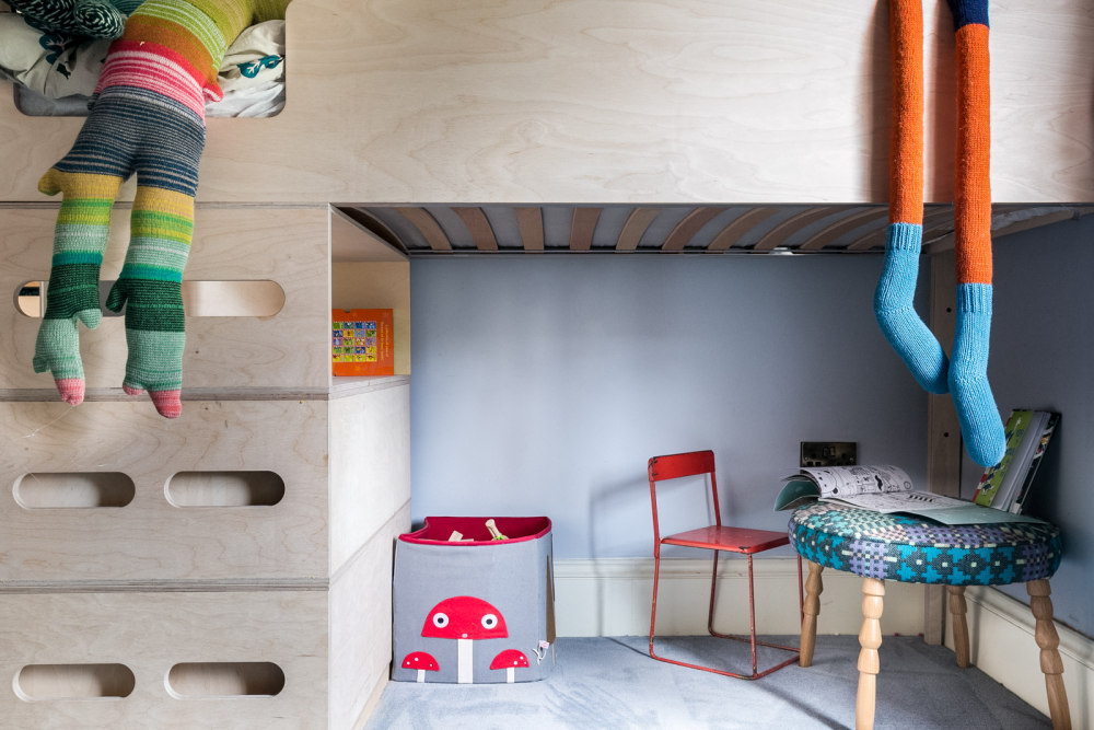 现代之家 | 伦敦莱顿斯通的温馨圣诞设计-11