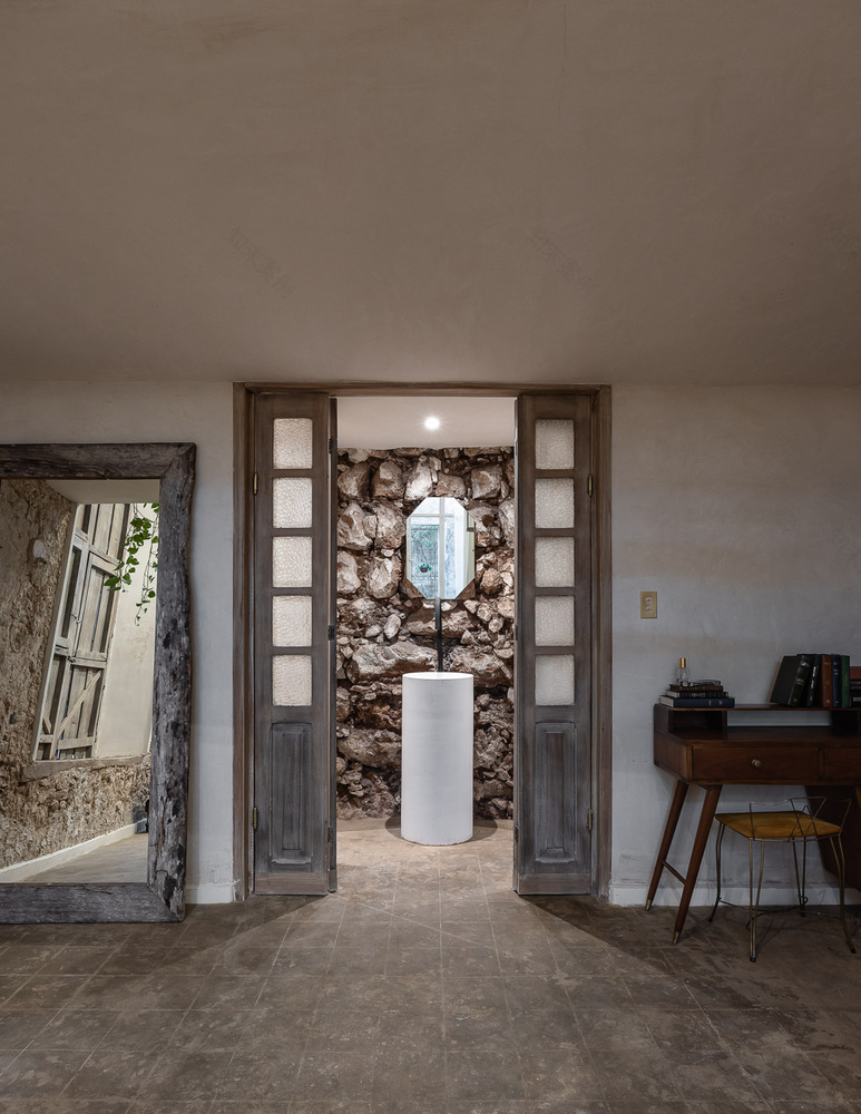 墨西哥废弃建筑变身现代浪漫居所丨Arista Cero,Gina Góngora-42