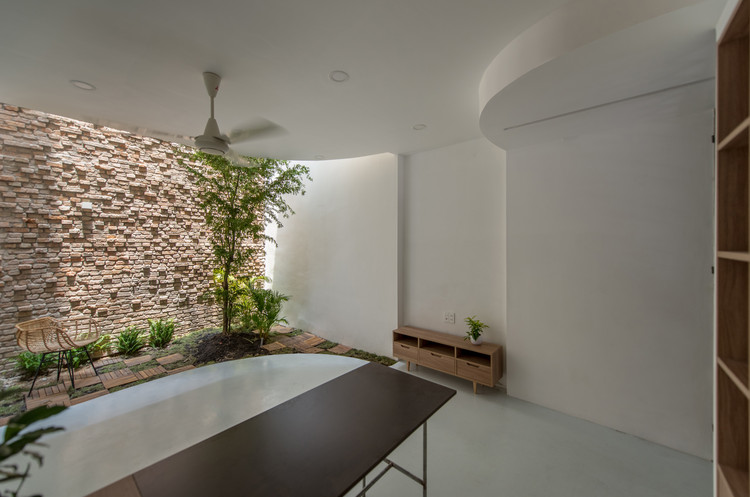 Backyard House  AD+studio-44