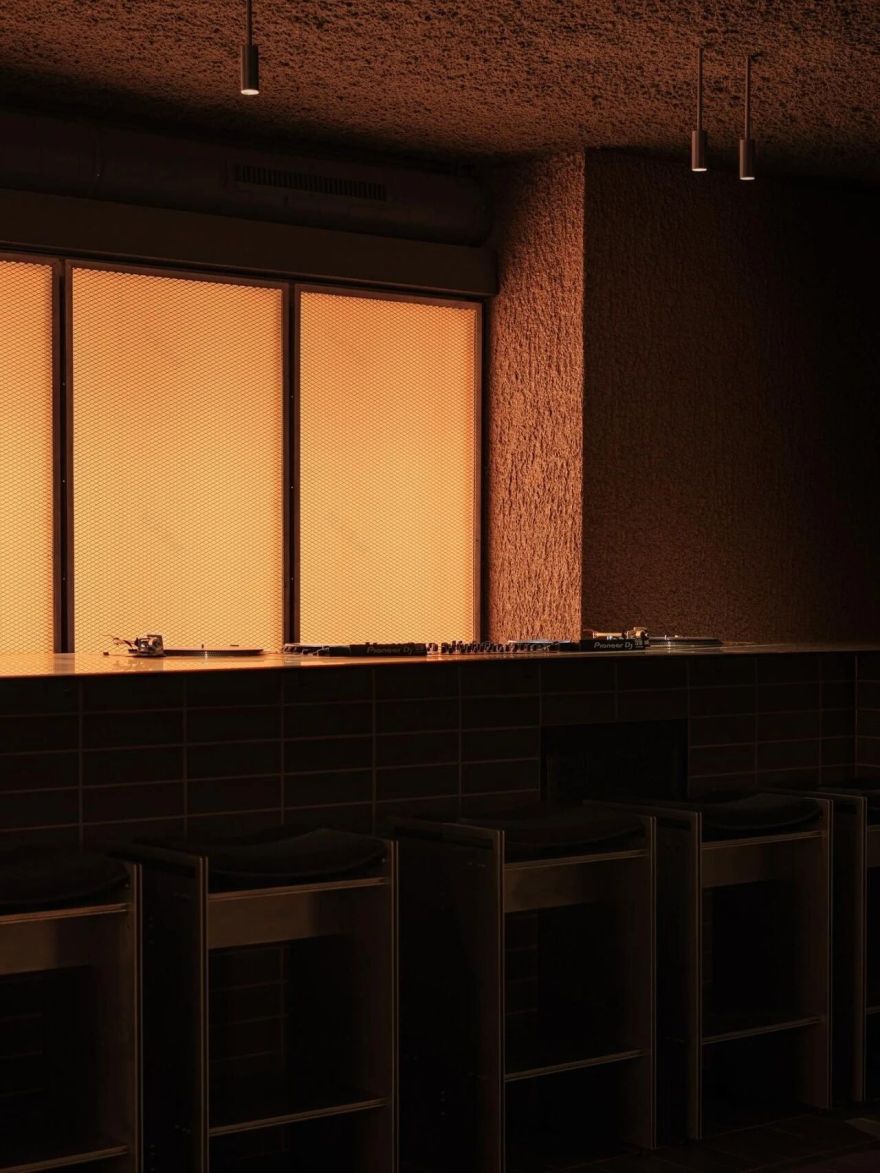 奥肯酒吧丨比利时丨Erased Studio-27