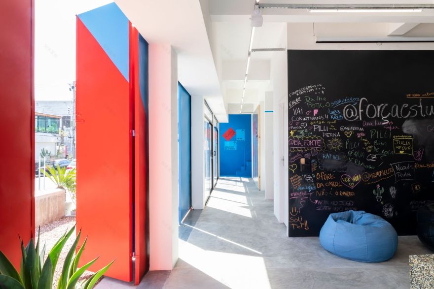 Forca Estudo Personalizado School / Pianca Arquitetura-22