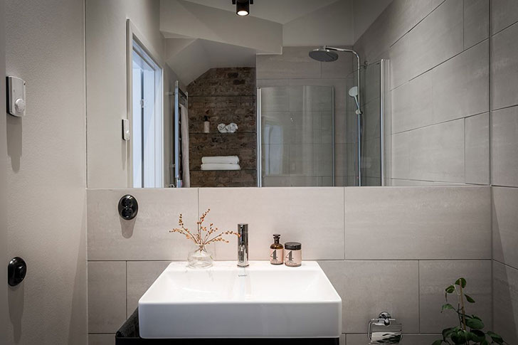 瑞典底层奇趣公寓 | 开放式明亮厨房++ 露台卧室-14