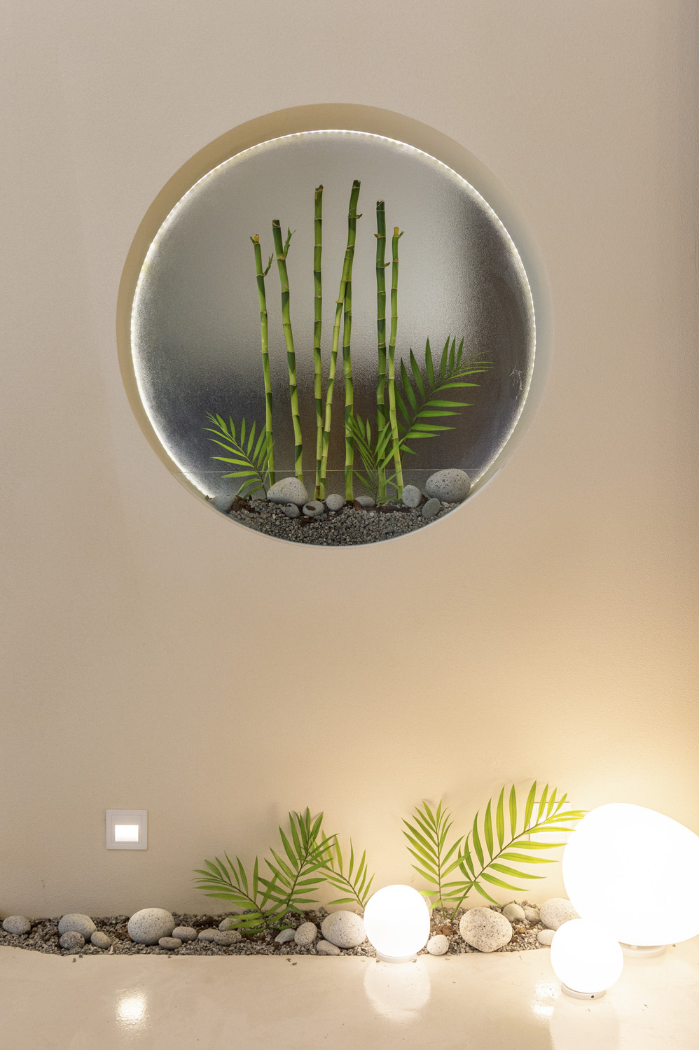 23 平米简约高雅的清新月洞穴工作室设计-13