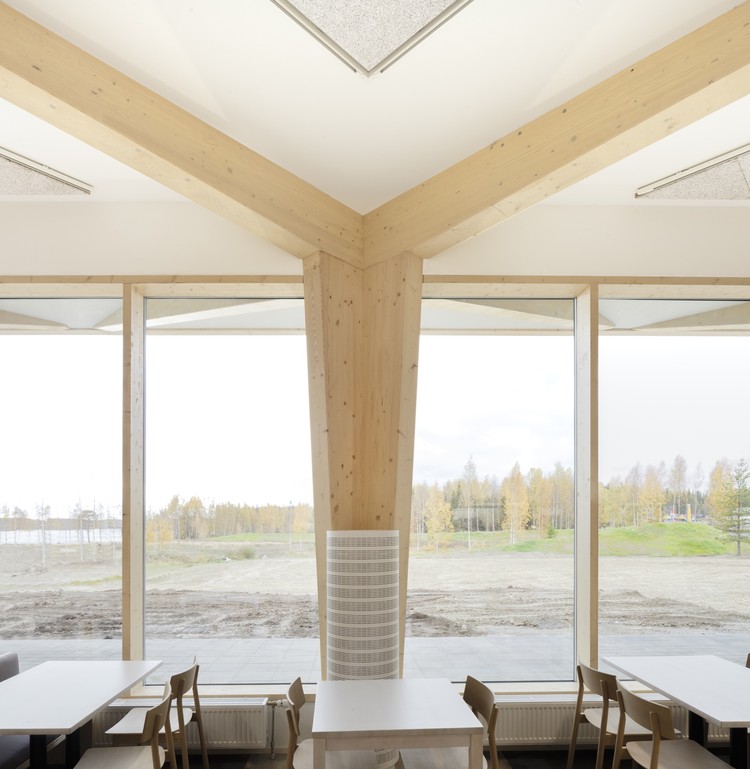 芬兰湖畔宁静休息区-10