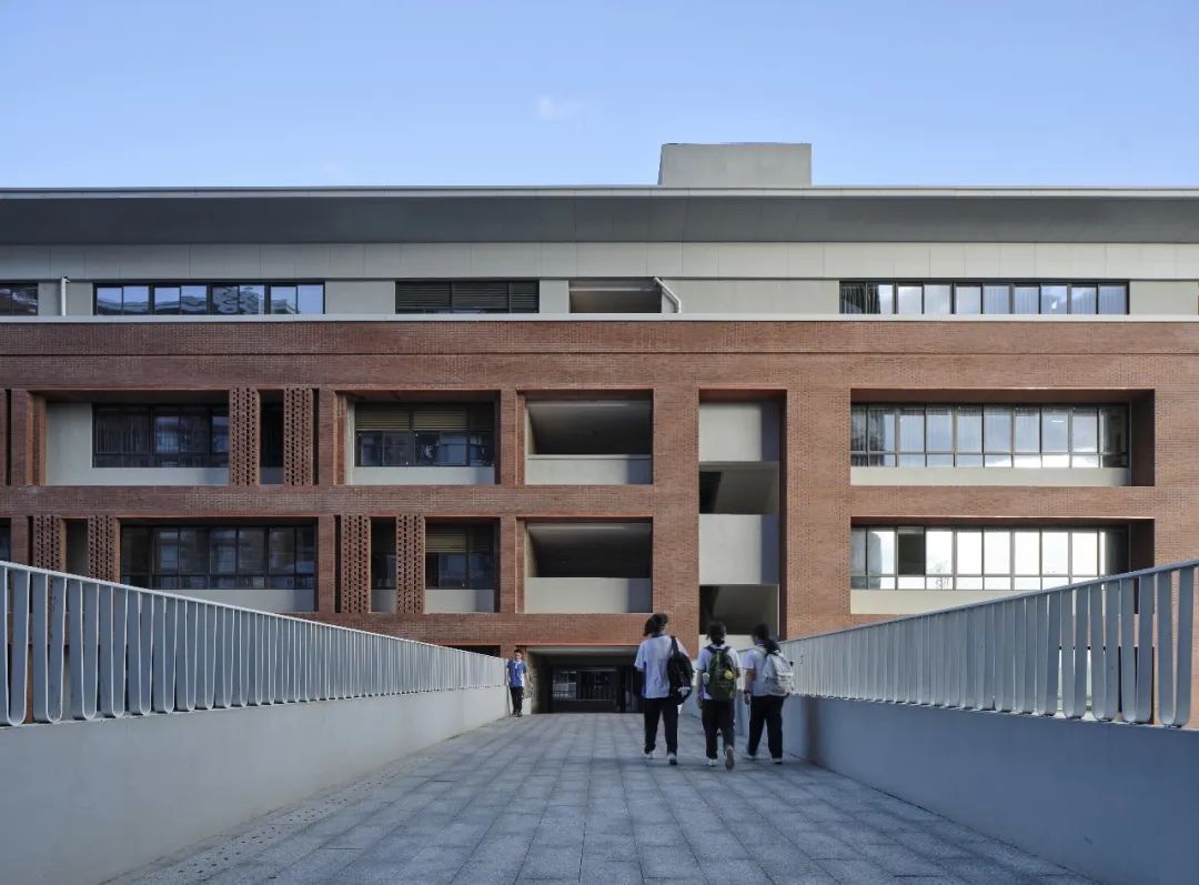 集群效应下的共享校园 · 深圳外国语高中园丨中国深圳丨同济大学建筑设计研究院(集团)有限公司-29