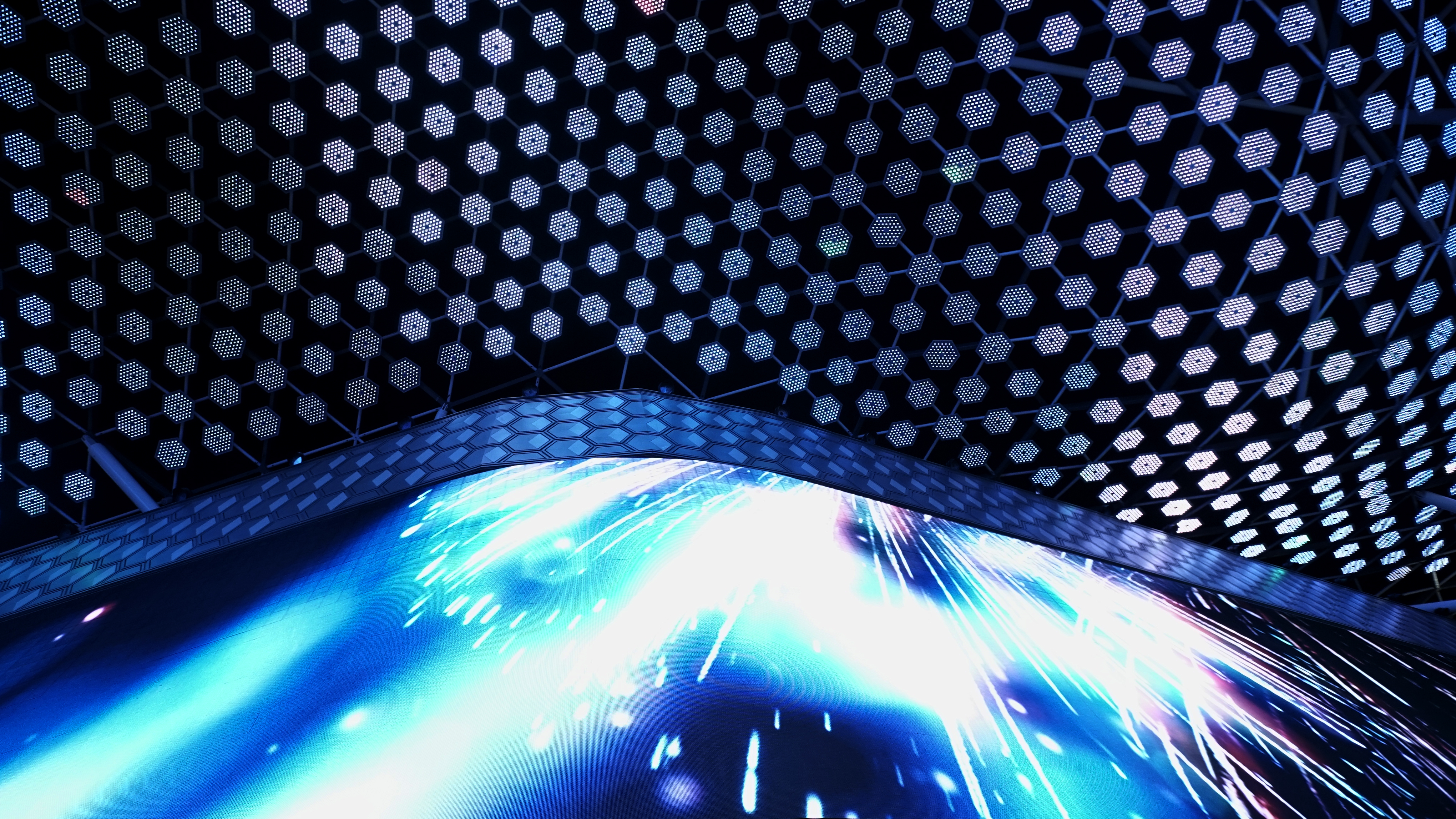 迪拜 CityWalk | 巨型多媒体购物中心-32