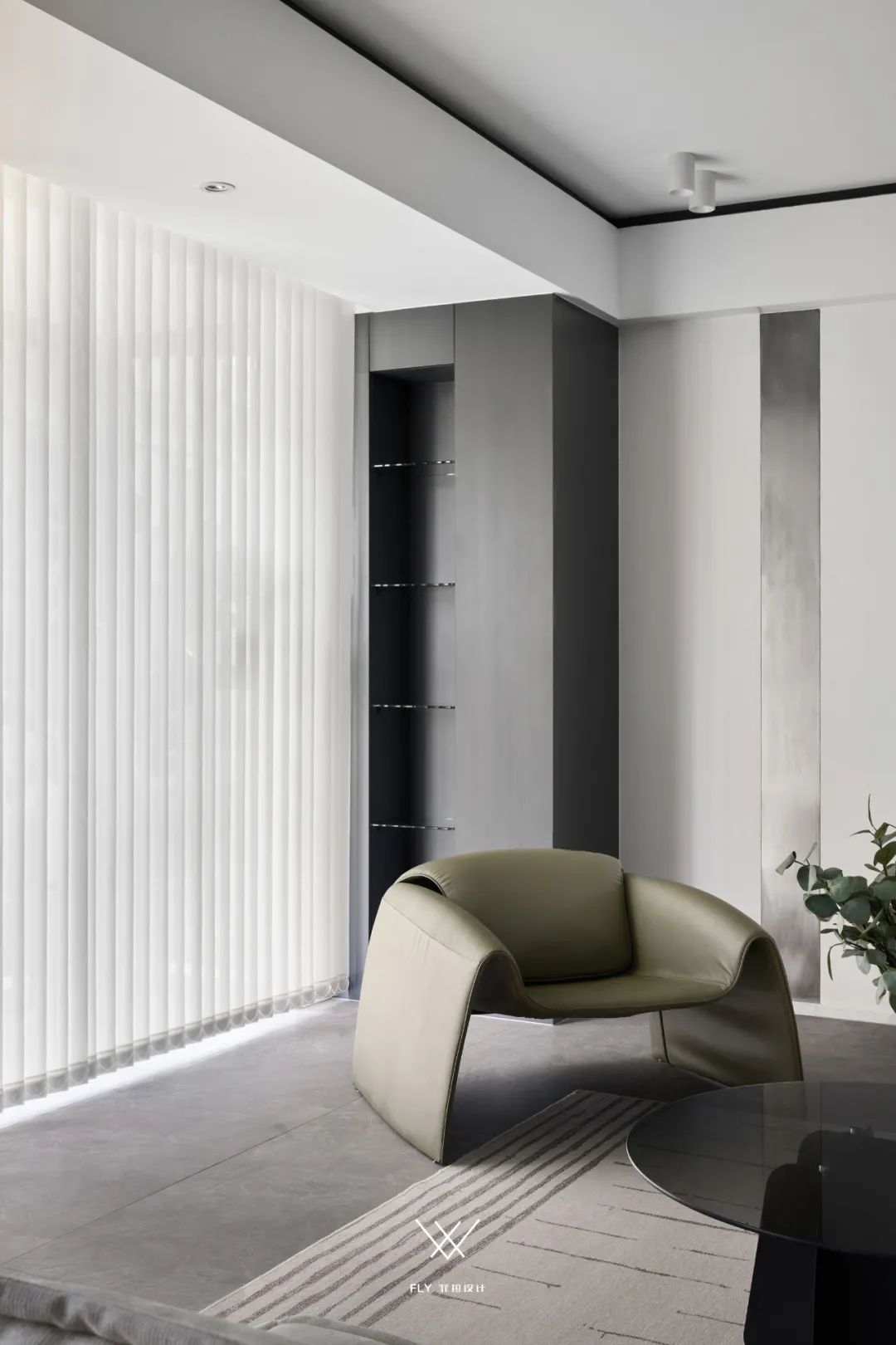 平衡家居生活,实用主义美学的跃层住宅丨中国杭州丨菲拉设计-25