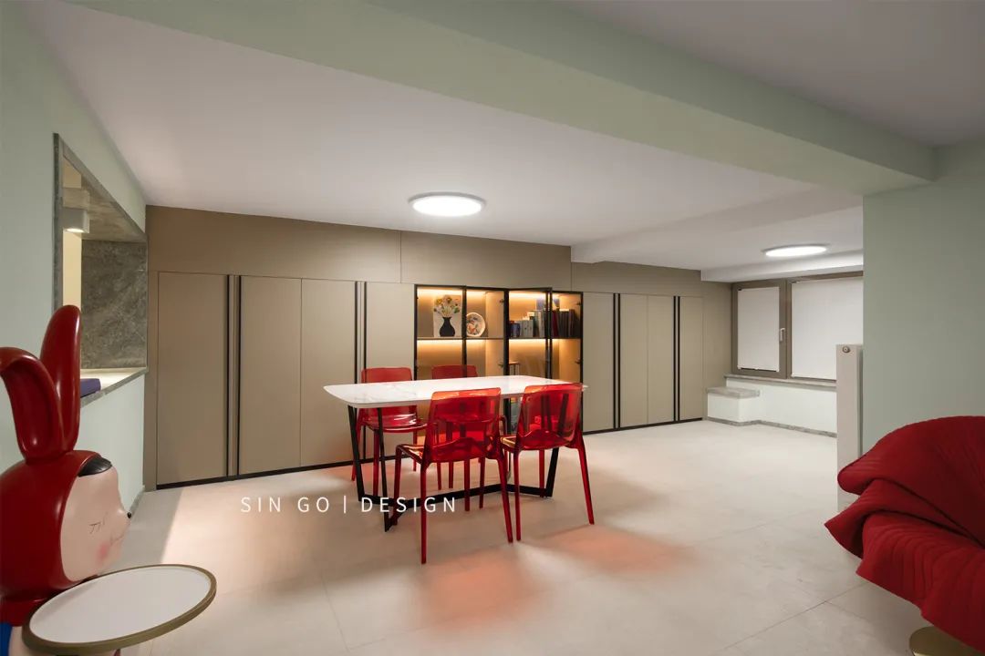 世茂湖滨现代温馨之家丨星杰国际设计-18