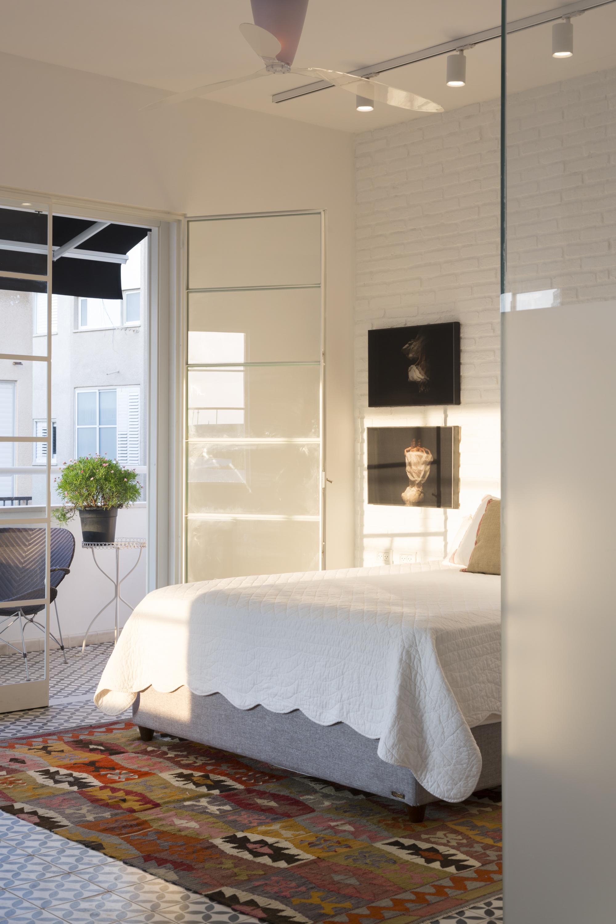 特拉维夫 Bauhaus 建筑中的自由气息-37