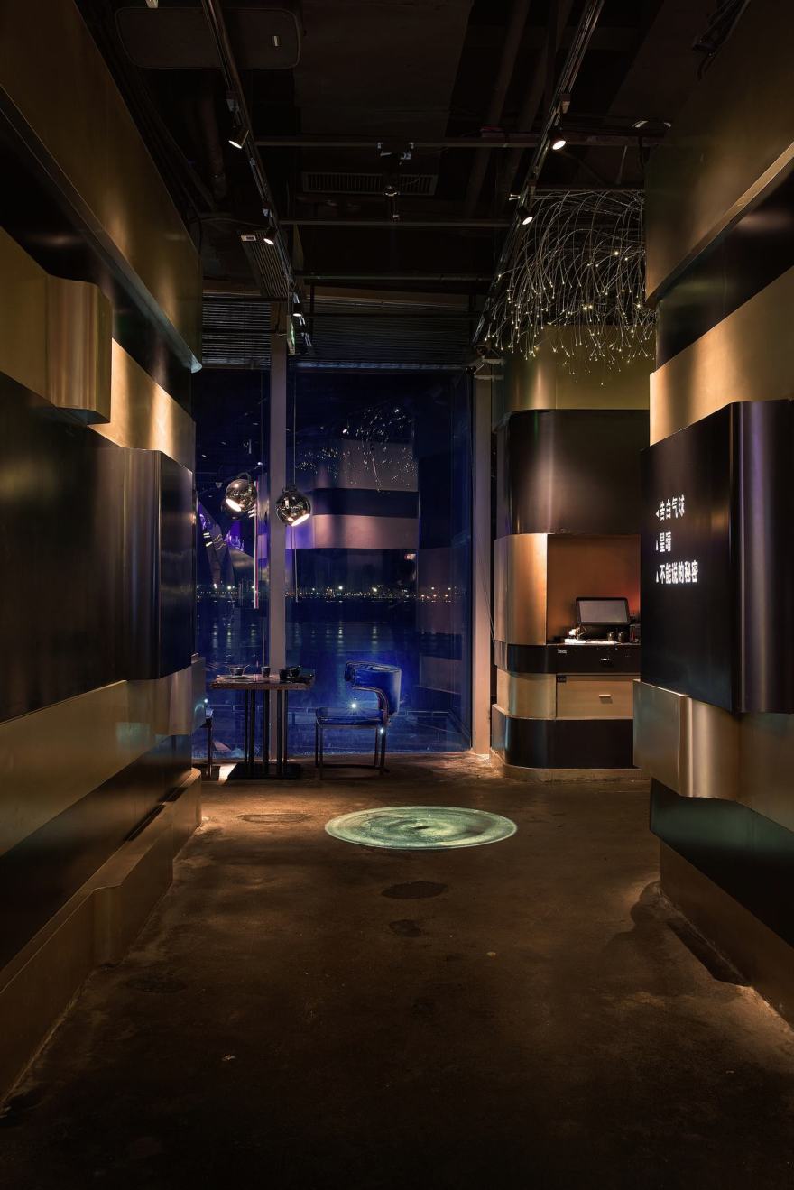 周杰伦的现代酷奢餐厅-14