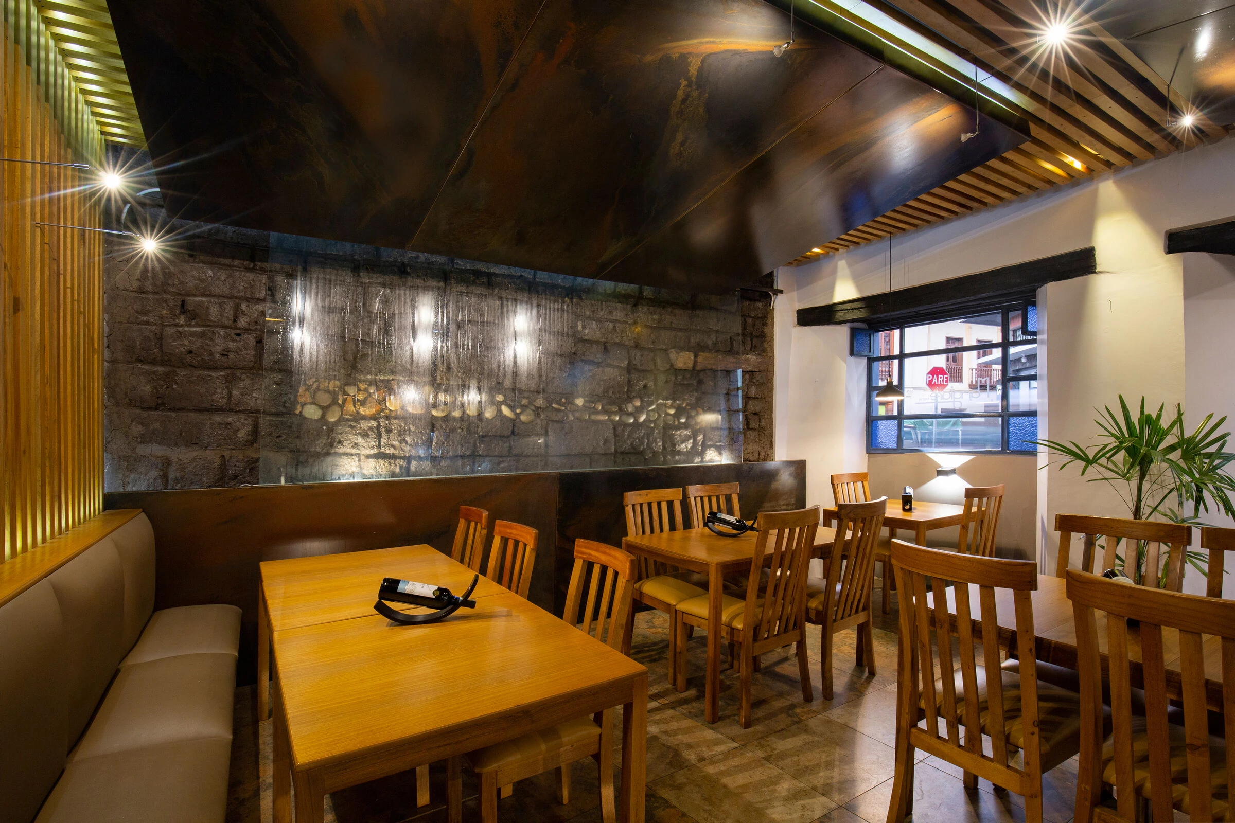 厄瓜多尔曼吉亚雷餐厅-13