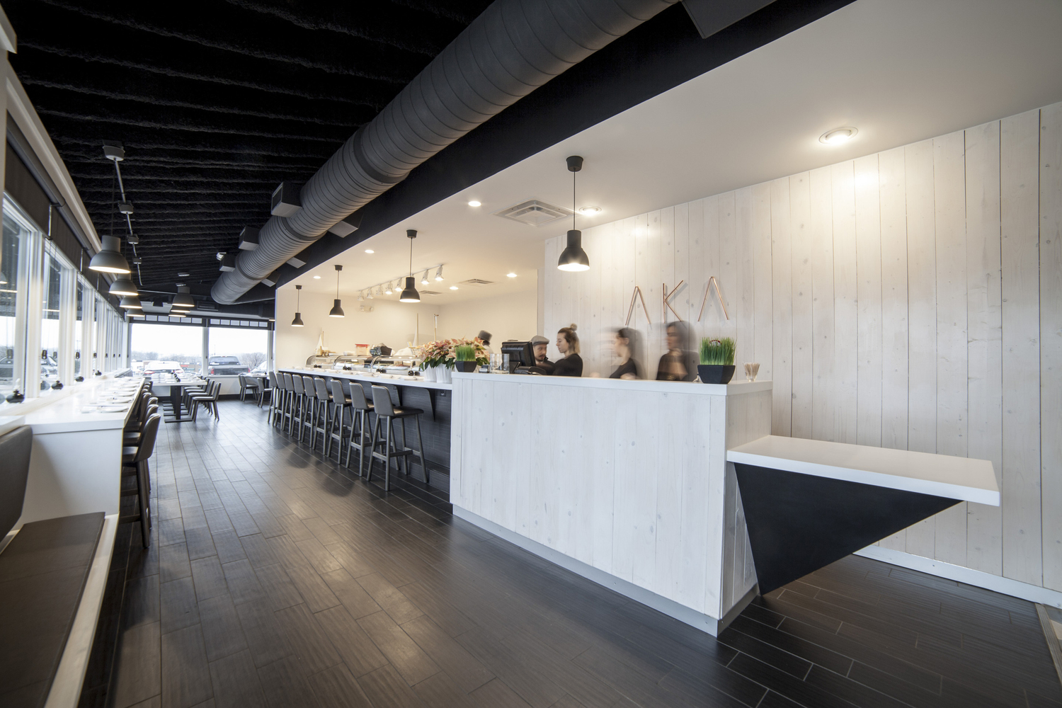 反向诠释的日本餐厅设计-29