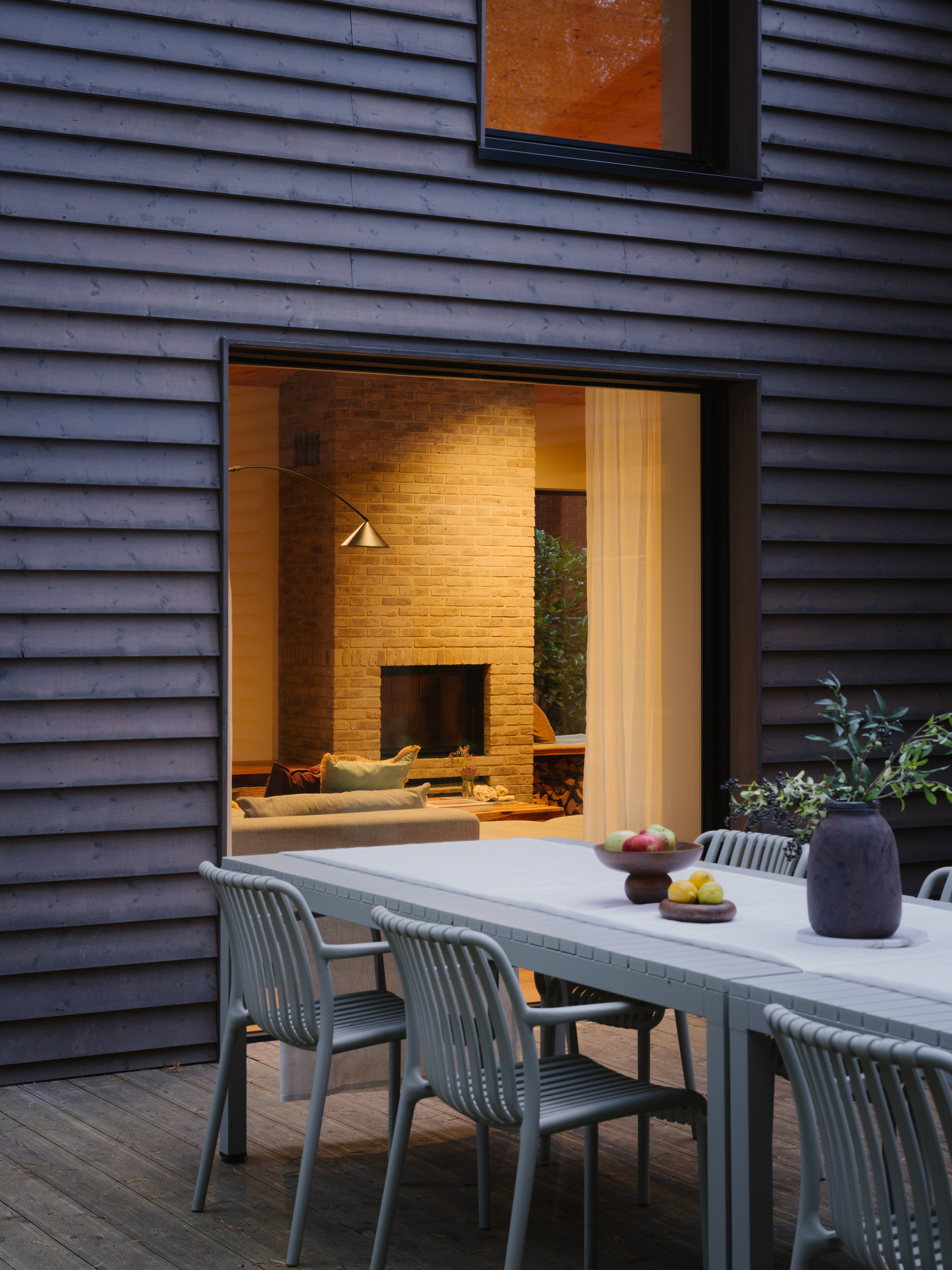 Residence on the Edge of National Forest / Studio GAB-42