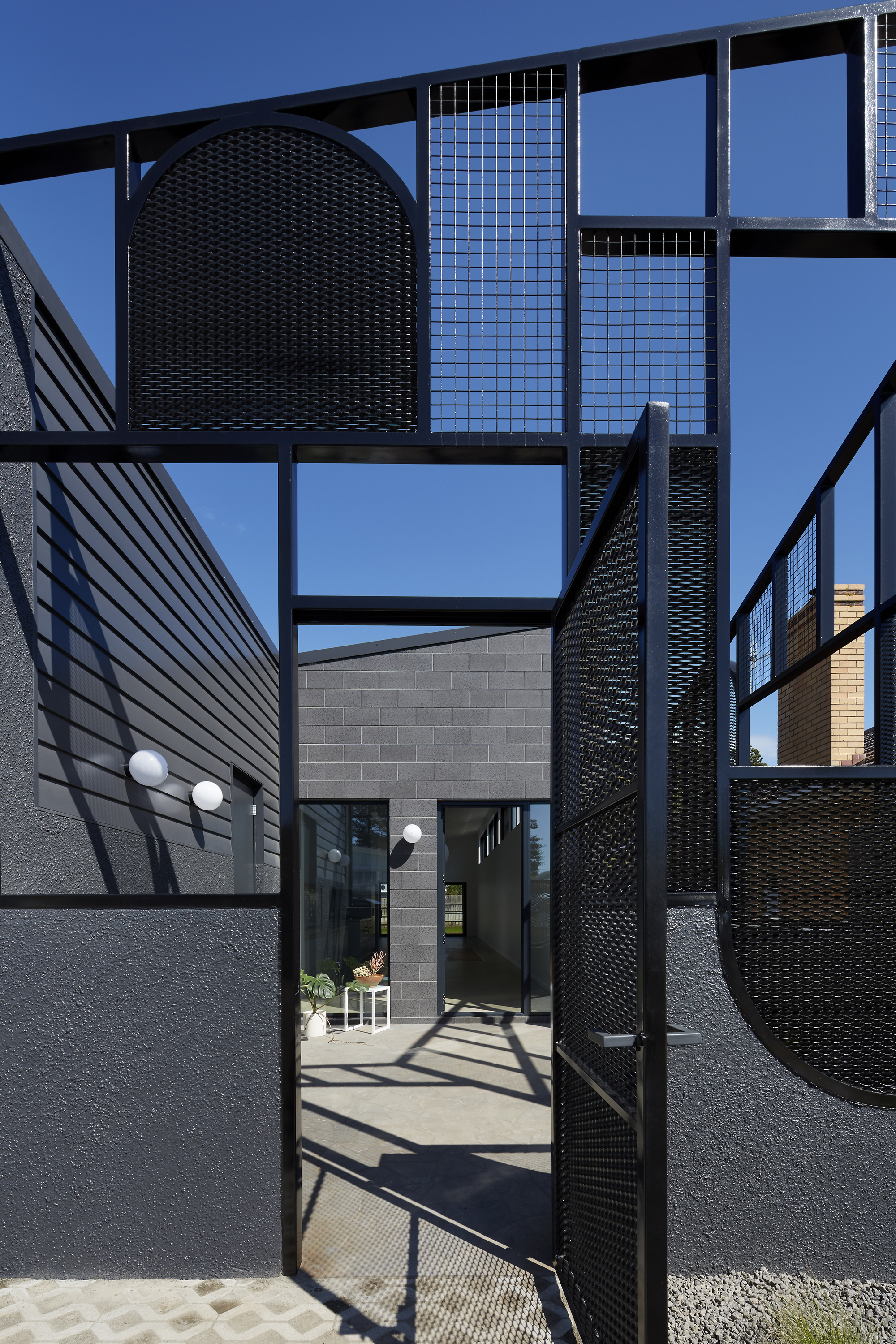 Hello Houses / Sibling Architecture-31