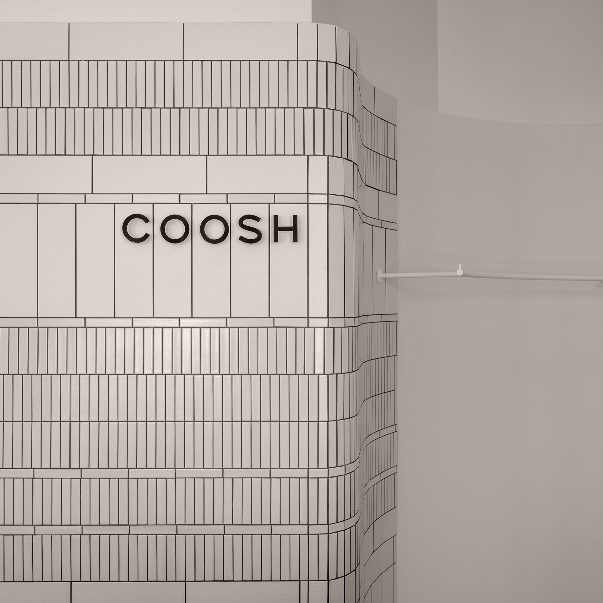 酷舒商店（假设COOSH音译为酷舒，若COOSH有特定含义需结合具体背景确定更准确译法） 丨乌克兰捷尔诺波尔丨Sofiia Hupalovska-18