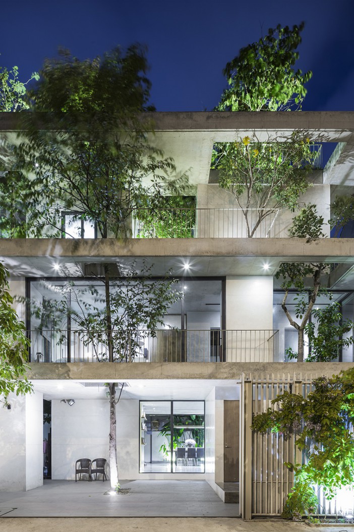 Stacked Planters House | VTN-3