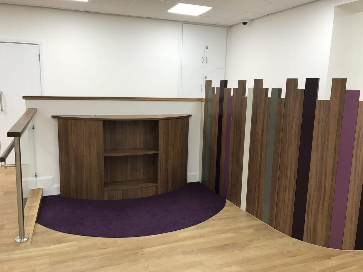 英国百年银行 Kent Reliance Maidstone 旗舰店设计-23