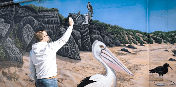 小镇静谧壁画却在窃窃私语-93