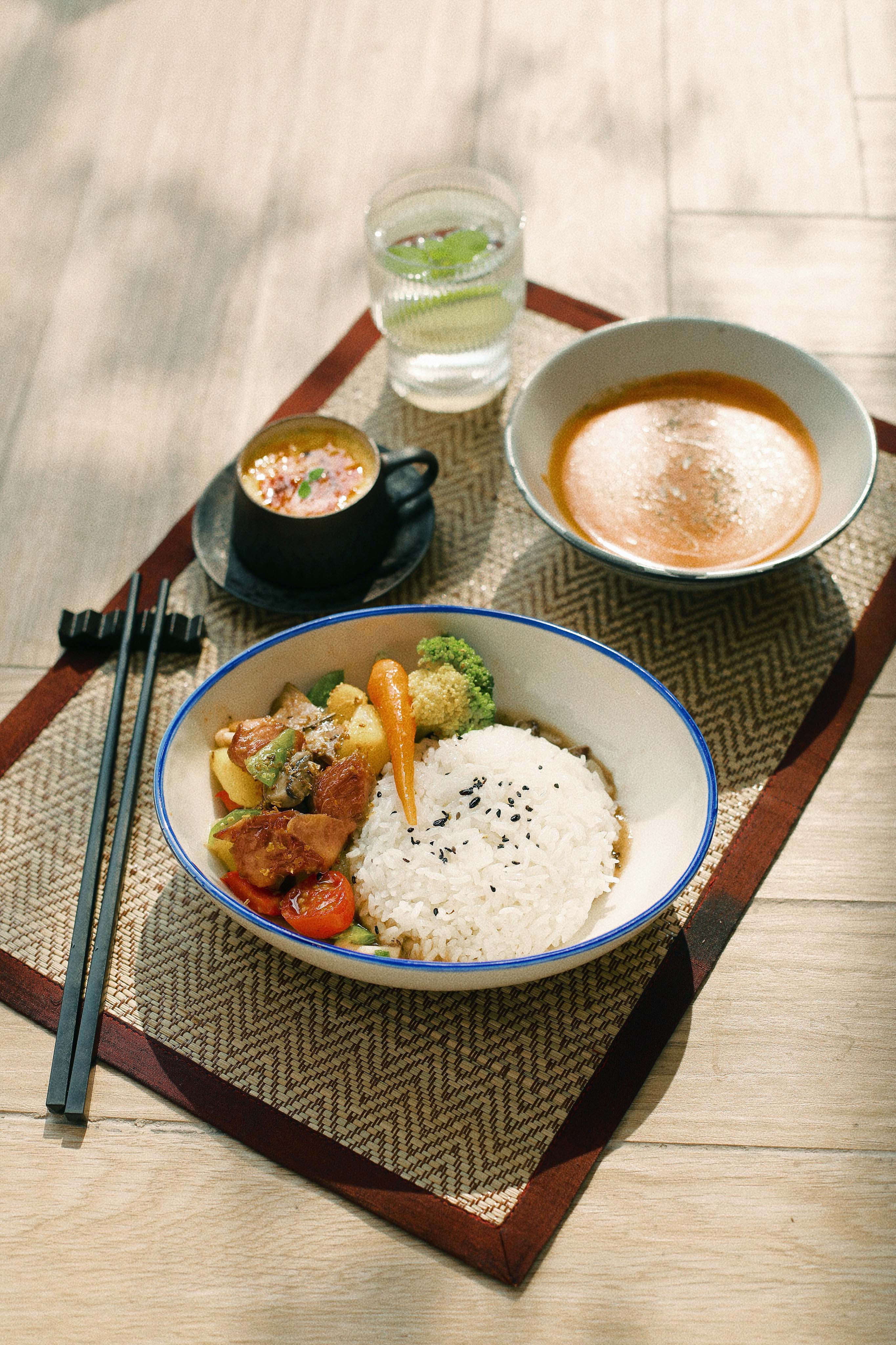 一间会呼吸的雨林餐厅Afterain-90