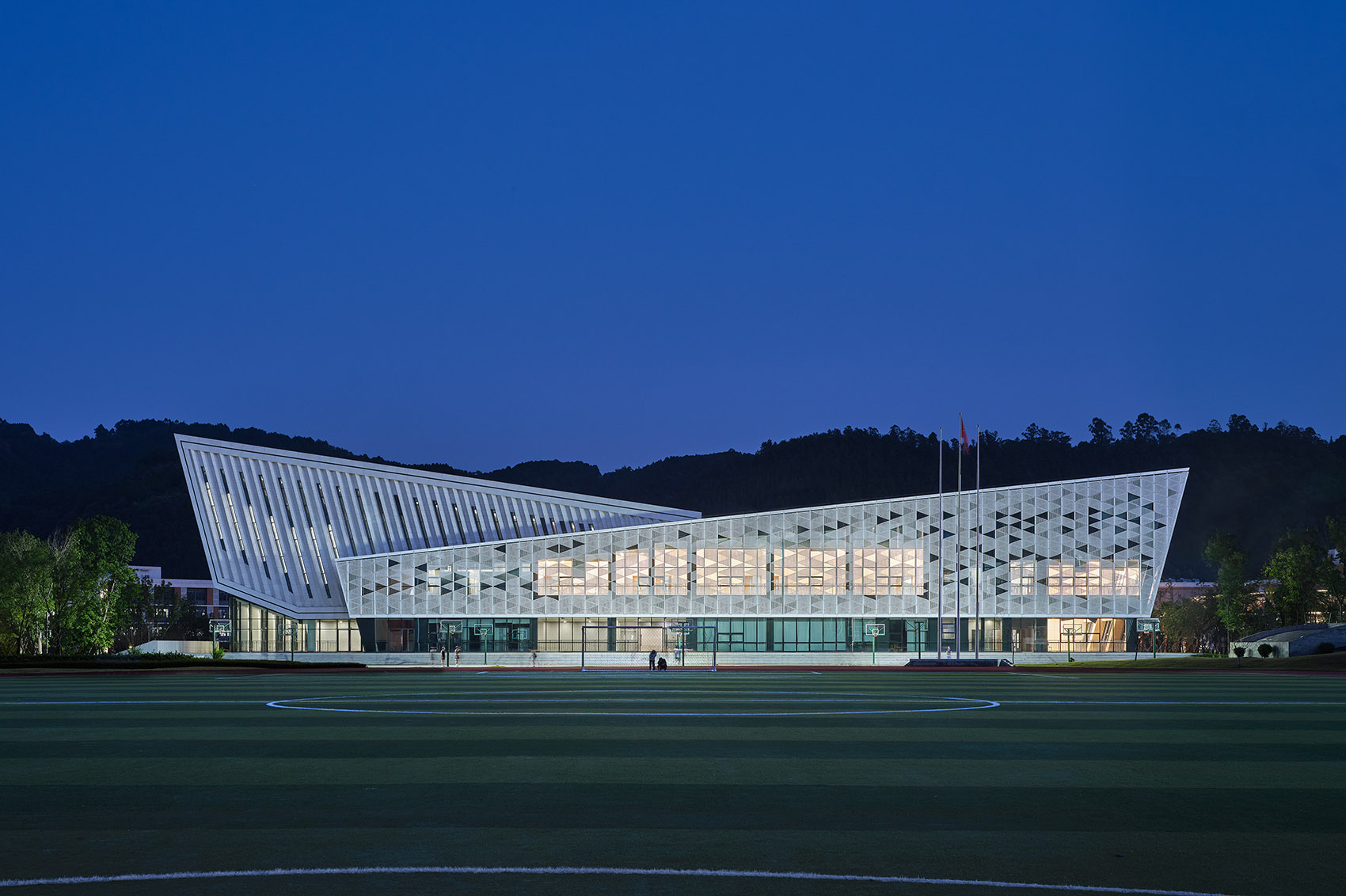 成都外国语学院宜宾校区综合体育馆丨中国宜宾丨同济大学建筑设计研究院(集团)有限公司-90