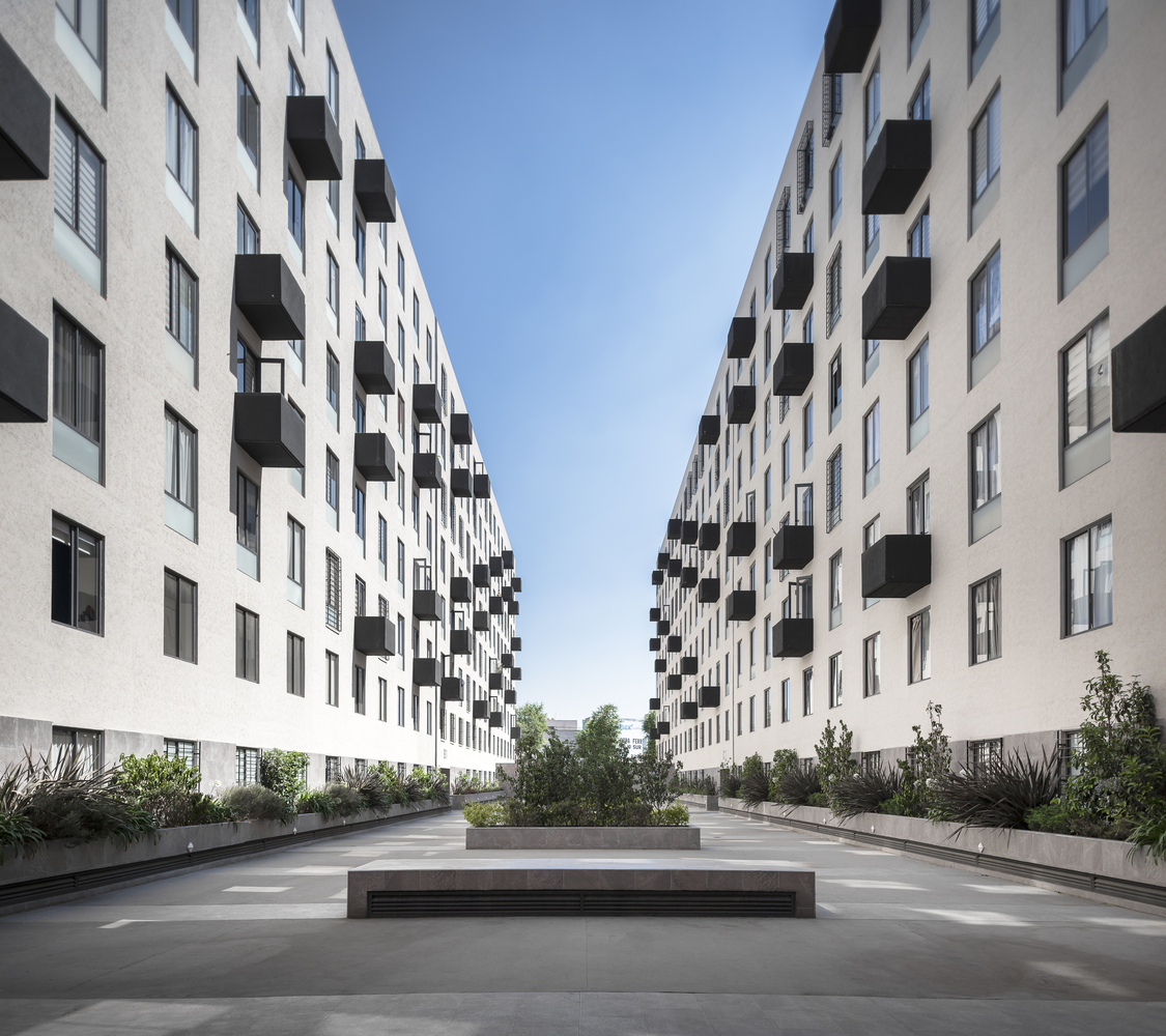 墨西哥圣西蒙多彩公共空间住宅-11