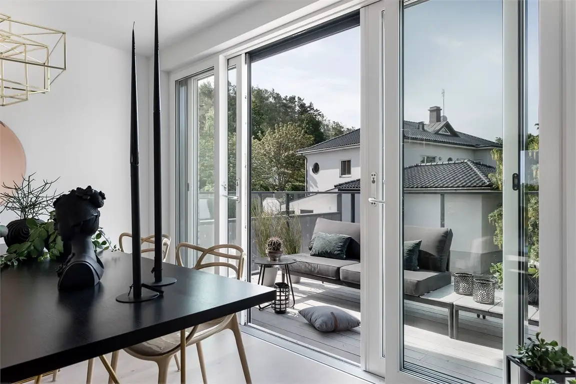 瑞典 88 平米现代厨房设计，美食优先的宽敞生活空间-3