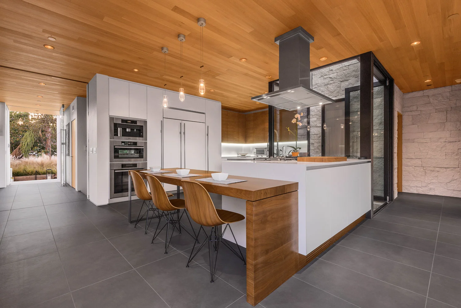 Acacia House Modern Shangri-La — HUNTER LEGGITT STUDIO-33