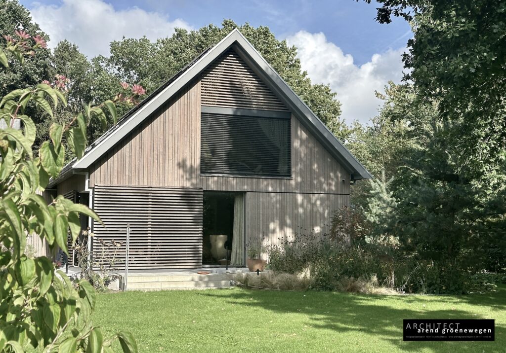 Lijnenspel in houten gevel住宅丨Arend Groenewegen Architect BNA-2