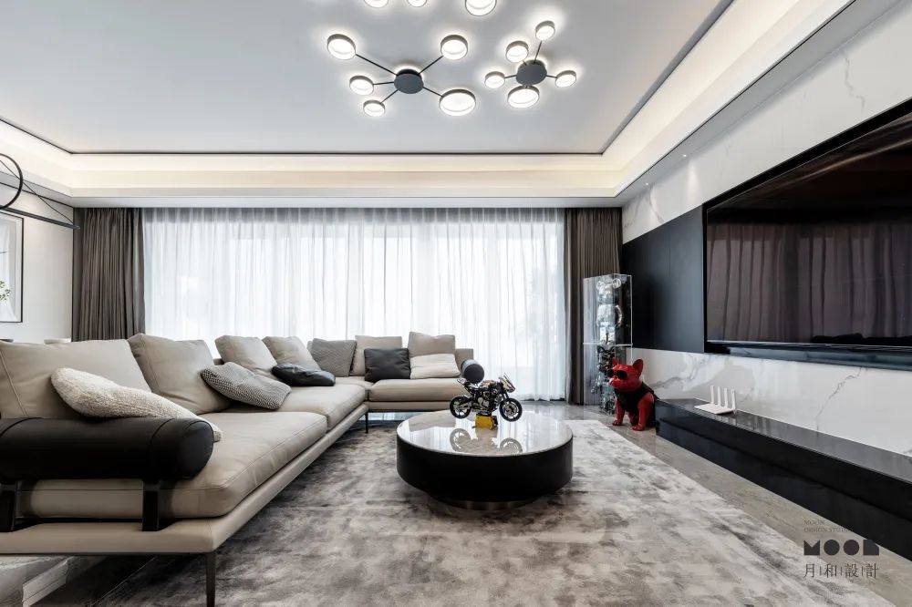 极简潮玩之家 · 95 后游戏编程设计师的自由空间丨月和设计-27