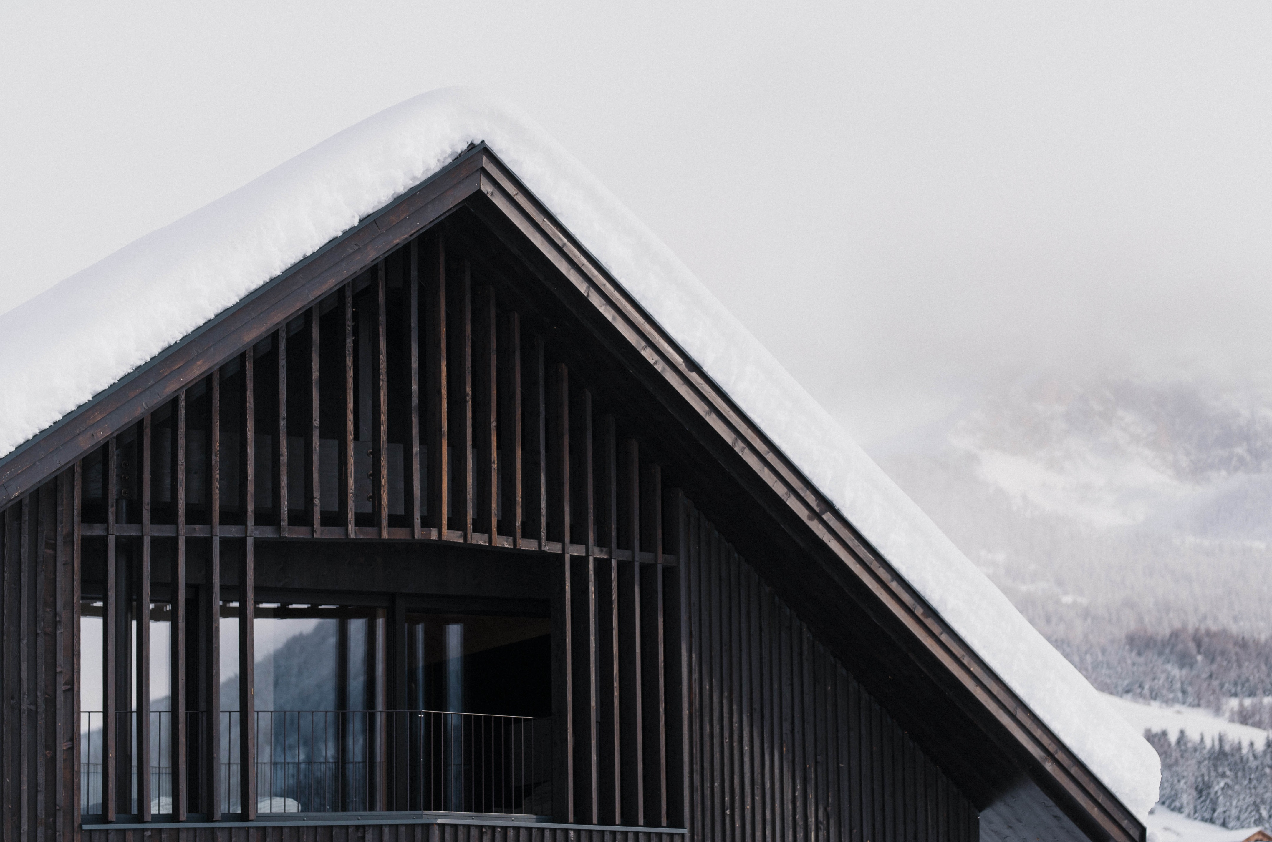 融合传统与当代的阿尔卑斯山间别墅 · Lari· Lodge丨意大利-49