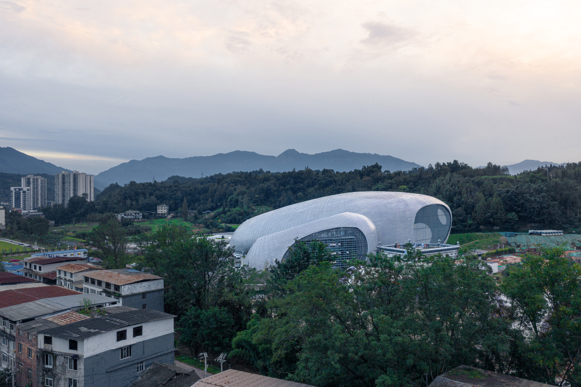 雅安熊猫演艺中心丨中国雅安丨ZXD Architects-12