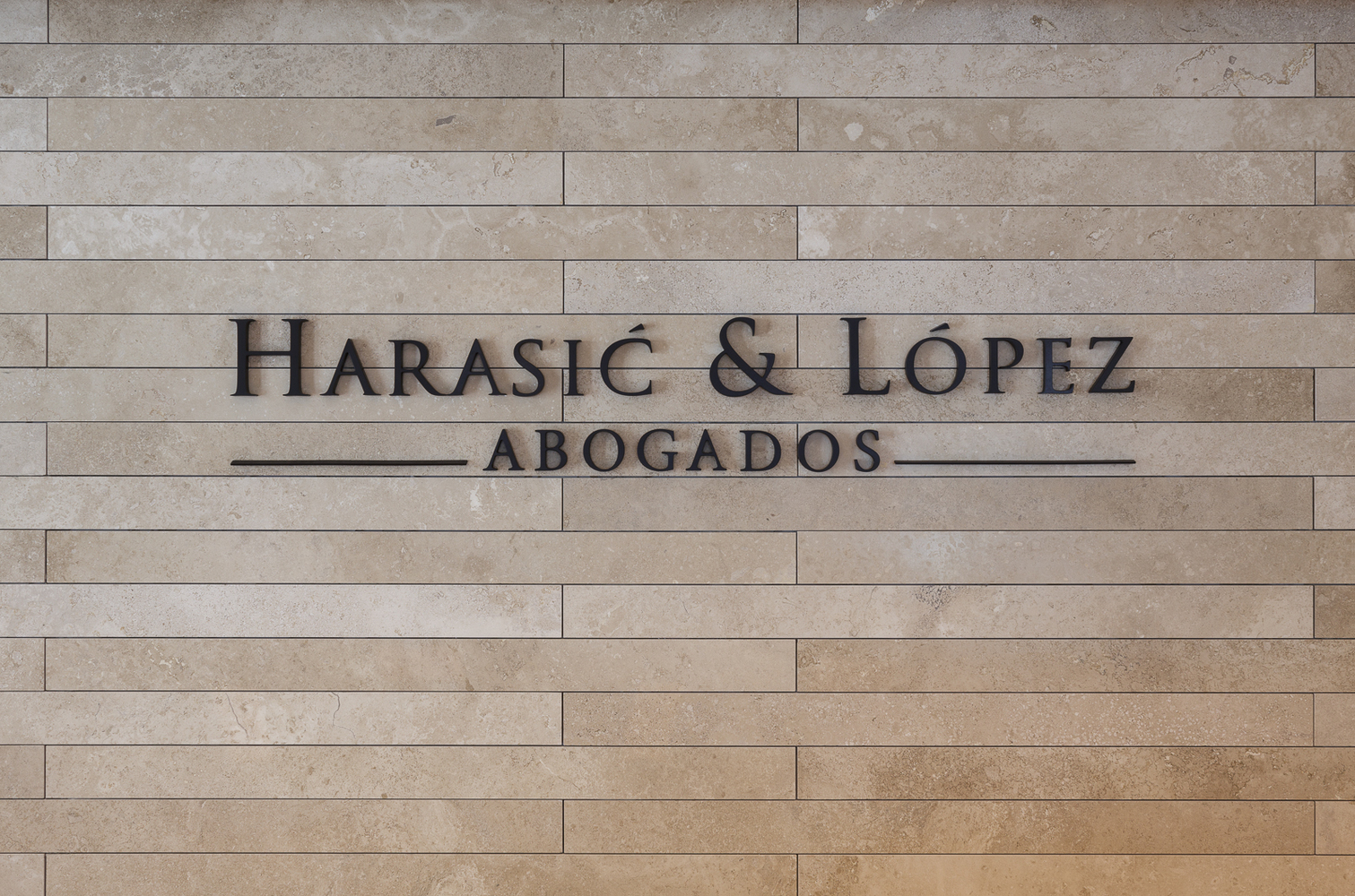 智利圣地亚哥金融区律师事务所办公室设计-33