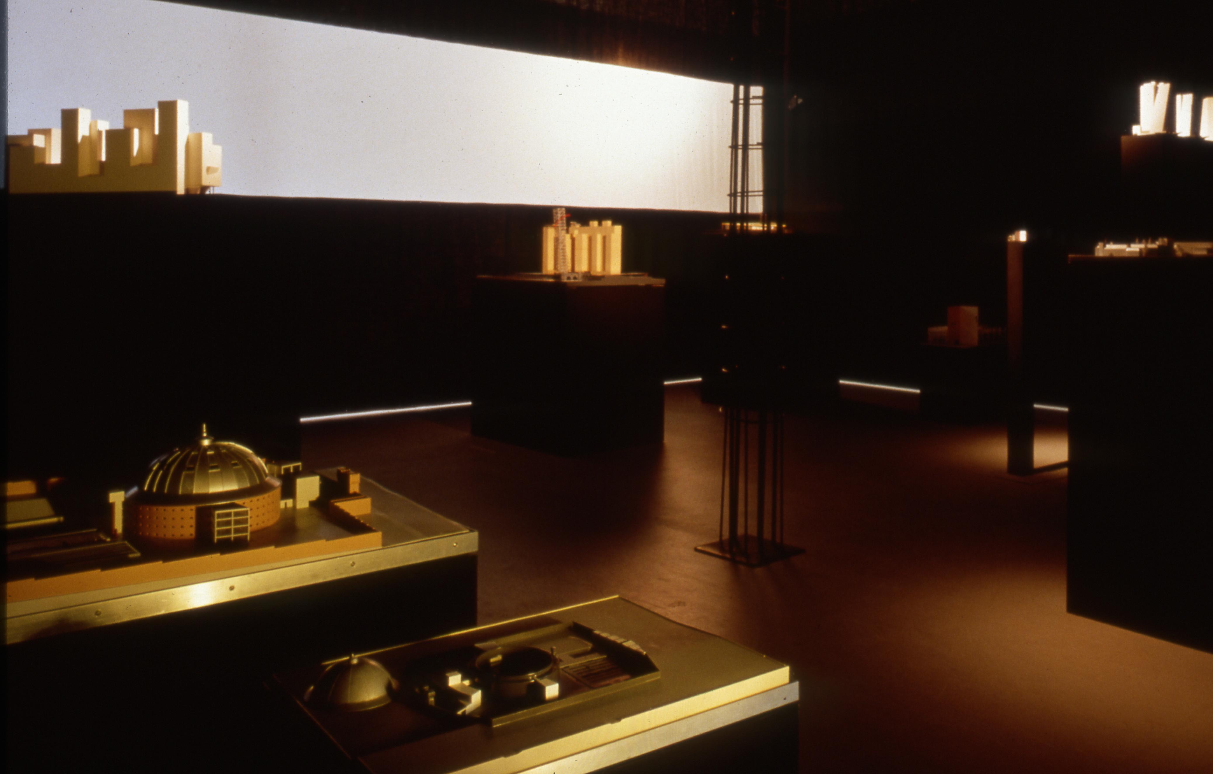 OMA 首个十年展 | 梦幻与现实的交融-11