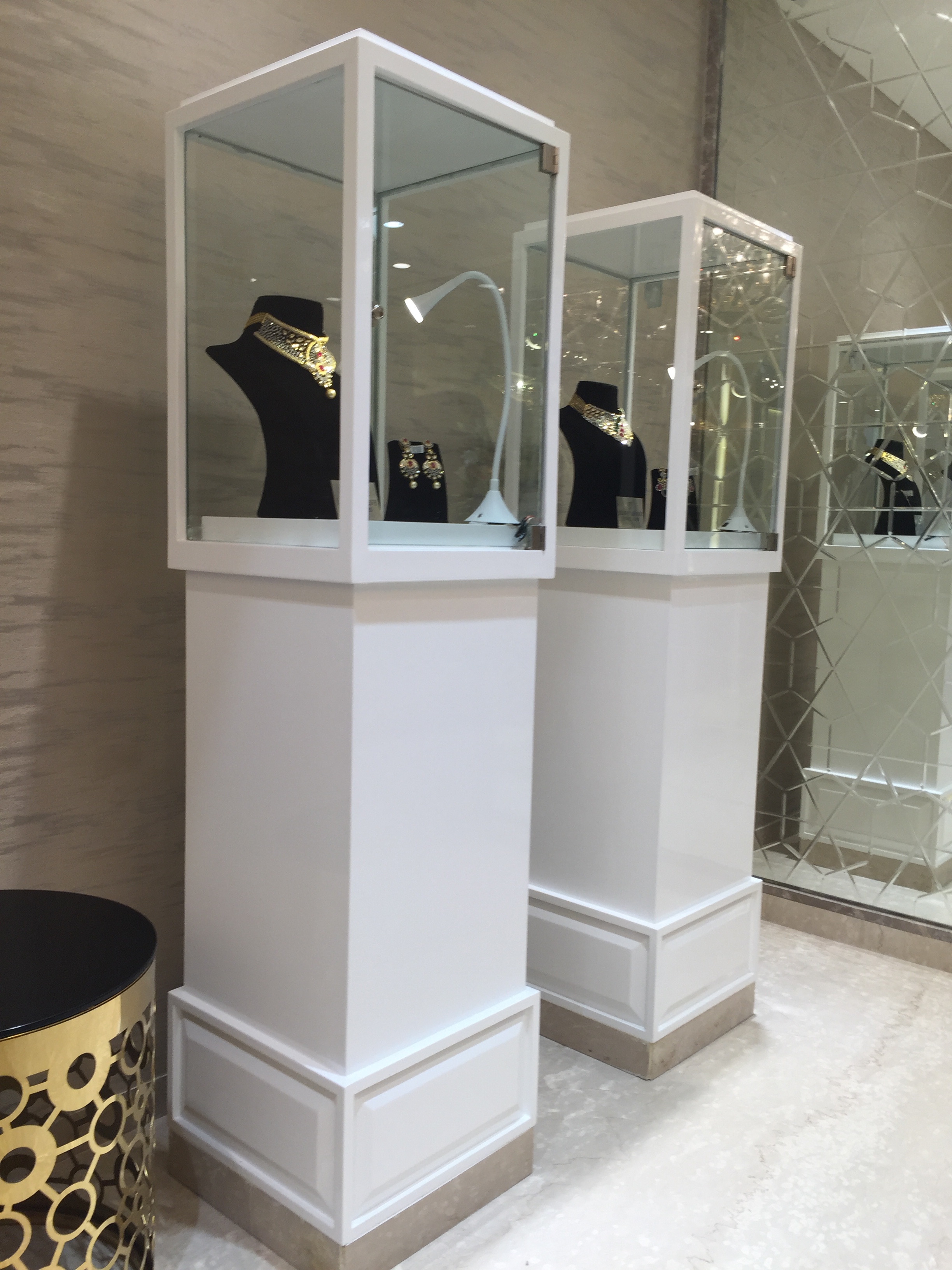 印度 Jain Parash 珠宝店 | 精致奢华的艺术空间-21