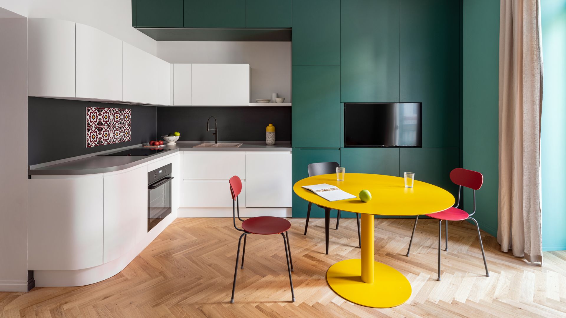 那不勒斯42㎡公寓变身戏剧之家丨意大利-3