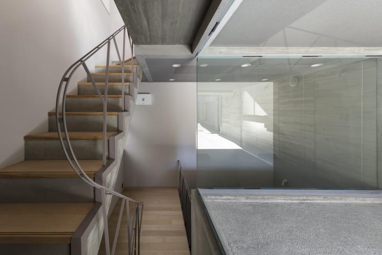 神宫前の踊居丨日本东京丨蘆田暢人建築設計事務所-20