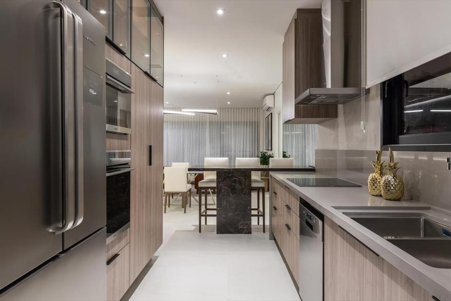 巴西高级公寓 | 木质魅力与现代技术的完美结合-5