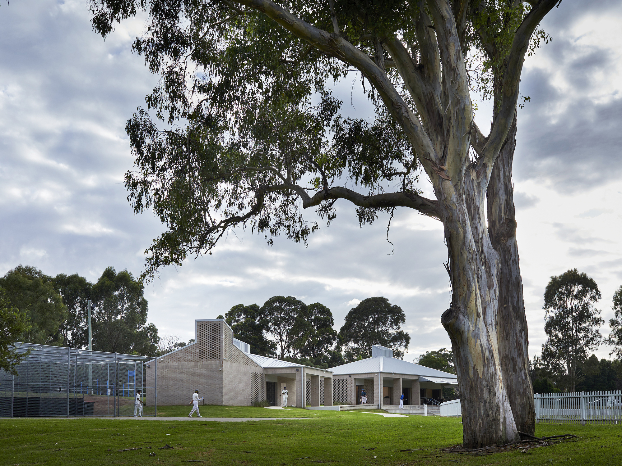 Kings Langley 板球俱乐部及设施丨澳大利亚新南威尔士丨Eoghan Lewis Architects-11