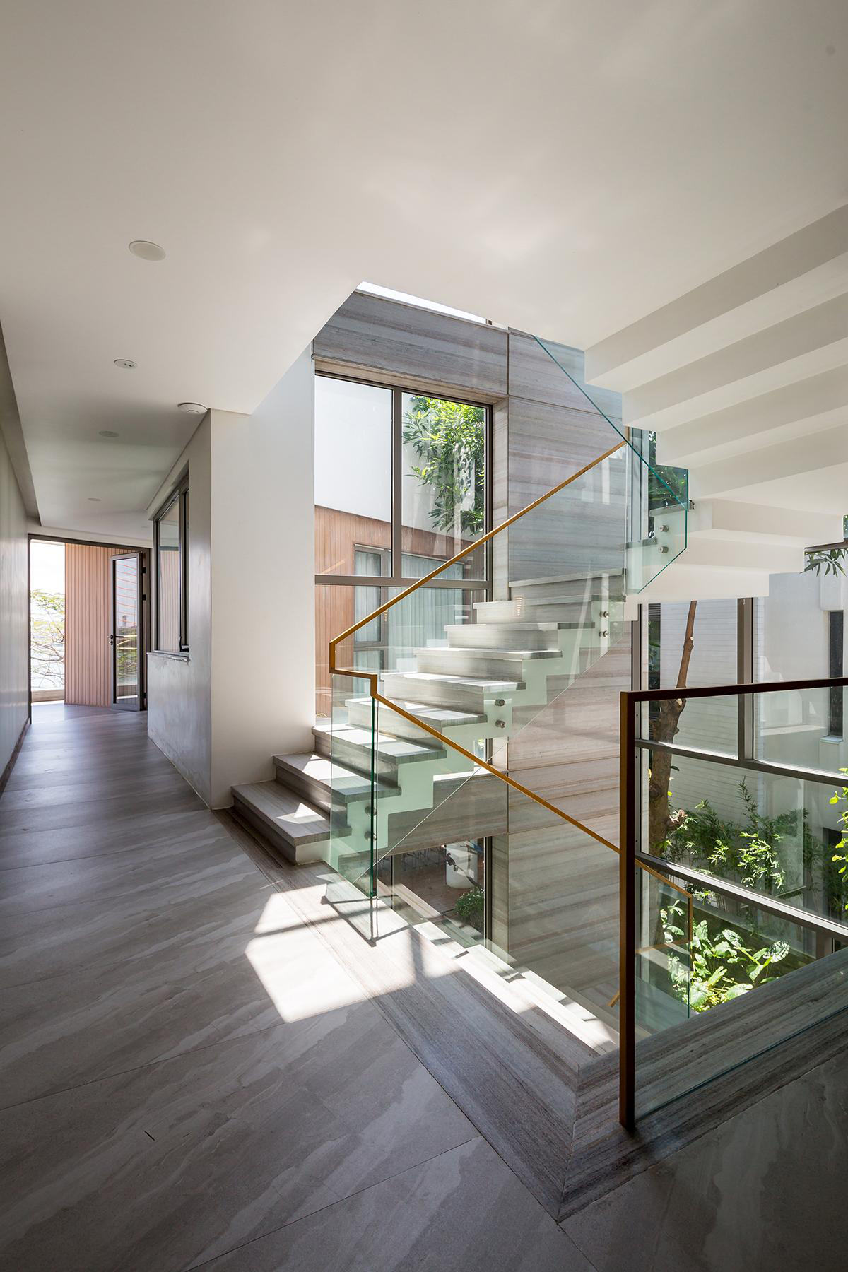 河畔宅邸 / 河边房屋-12