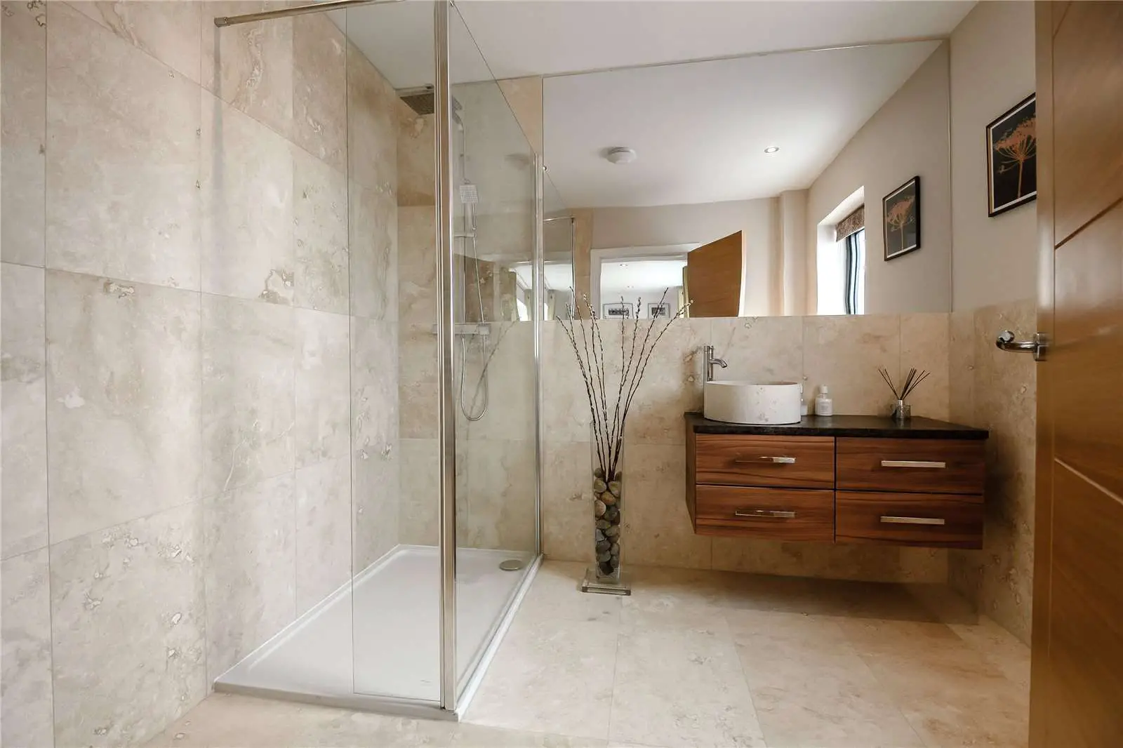 英国节能设计师住宅，超大厨房与美景共融-6